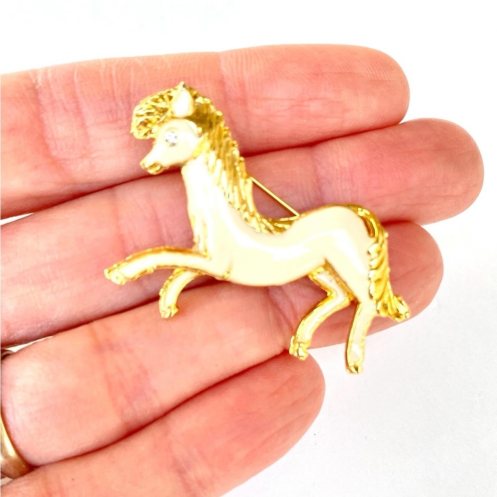 Vintage Gold and Cream Horse Brooch
